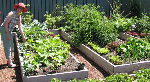 prace na zahrade cesi maji zahradu a zahradniceni zahradkari pece o zahradu